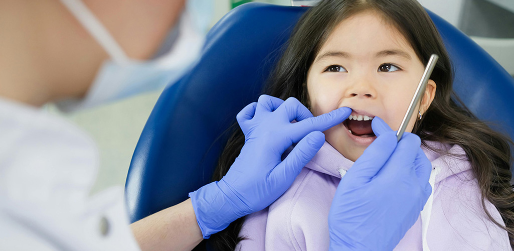 Paediatric dental check-up